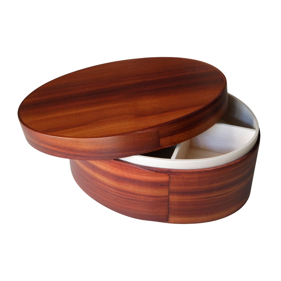 Rosemarie Auer – handgefertigte Schatullen aus Holz bei verKORKst - Kreatives mit Kork